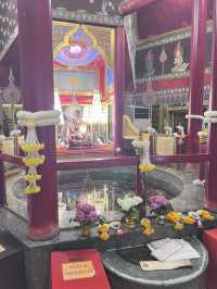 สายมูห้ามพลาดไหว้พระ วัดอินทรวิหาร บางขุนพรหม