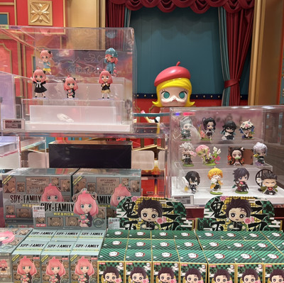 POPMART 上海ディズニー フィギュア BOX Popmart＆ディズニー ダッフィーフレンズ コラボフィギュア