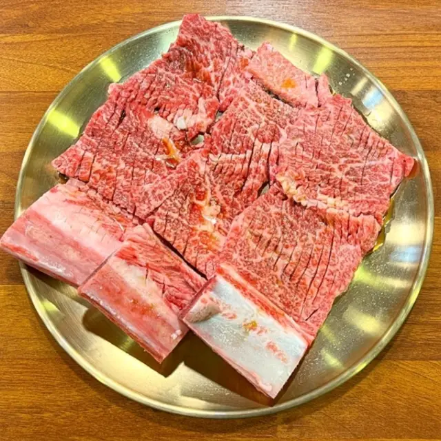 Jeju Jungmun Restaurant) Abang Galbi - Seogwipo Korean Beef Short Ribs and Cold Noodles Specialty Restaurant.