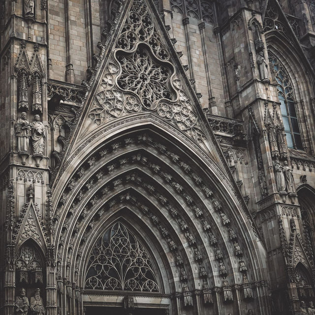⛪ Cathedral of Barcelona, 바르셀로나의 고딕 걸작을 만나다!