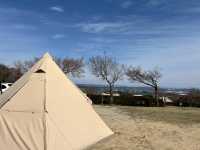 【自然と夜景を満喫！三重県の隠れ家「尾高高原キャンプ場」⛺️🌌】