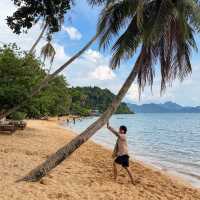 “หาดอ่าวตาลคู่” จ.ตราด