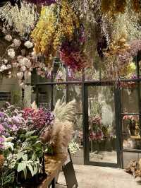 Spring Stroll in Nihonbashi: Stopping by “fete”