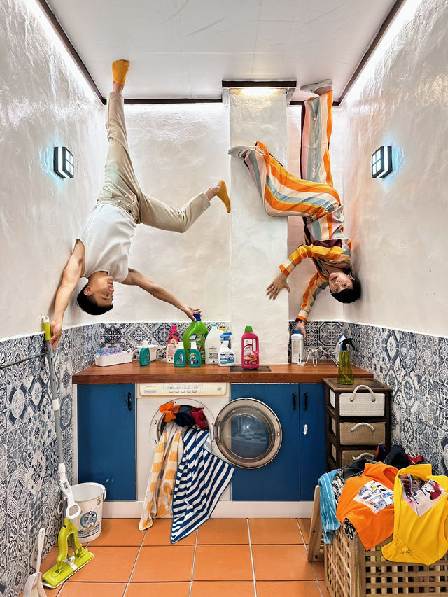 Upside-down museum in Malaysian flavors!