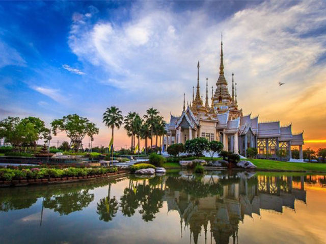 🌄 Korat Uncovered: A Weekend Getaway Packed with History, Nature & Hidden Eats!