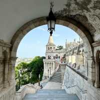 🏰✨ "A Regal Weekend at Matthias Church: Crown Jewels, Castle Views & Chiming Bells