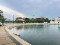 สวนตำหนักน้ำ ชลบุรี
