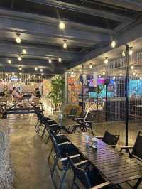 Modern and casual bar in the heart of Georgetown