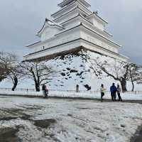 🏯ปราสาทสึรุกะสัญลักษณ์แห่งความแข็งแกร่งและความงาม