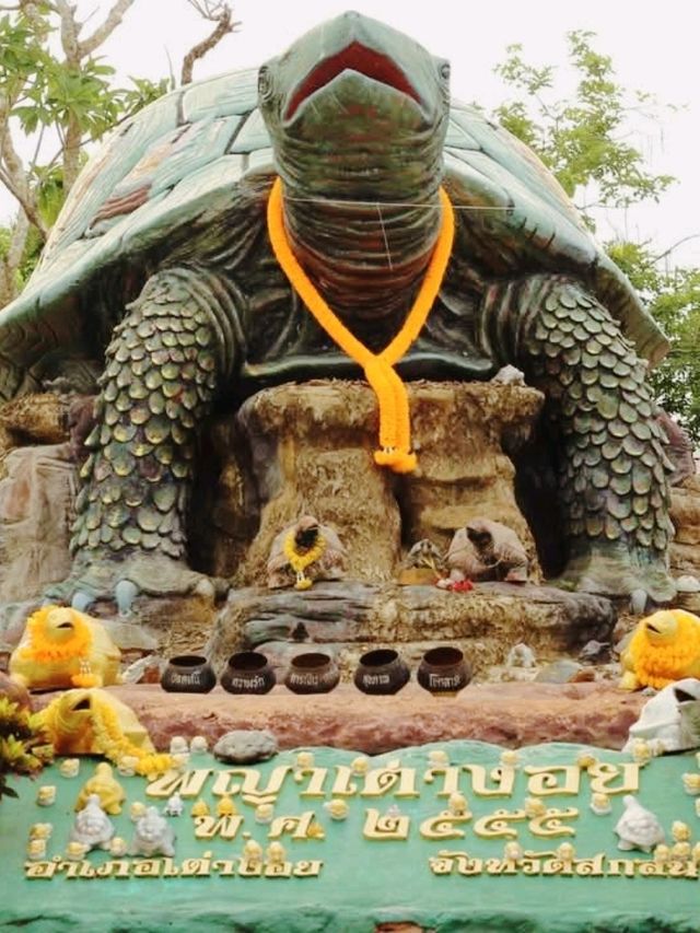 วัดถ้ำผาแด่น ดินแดนพุทธบนเทือกเขา
