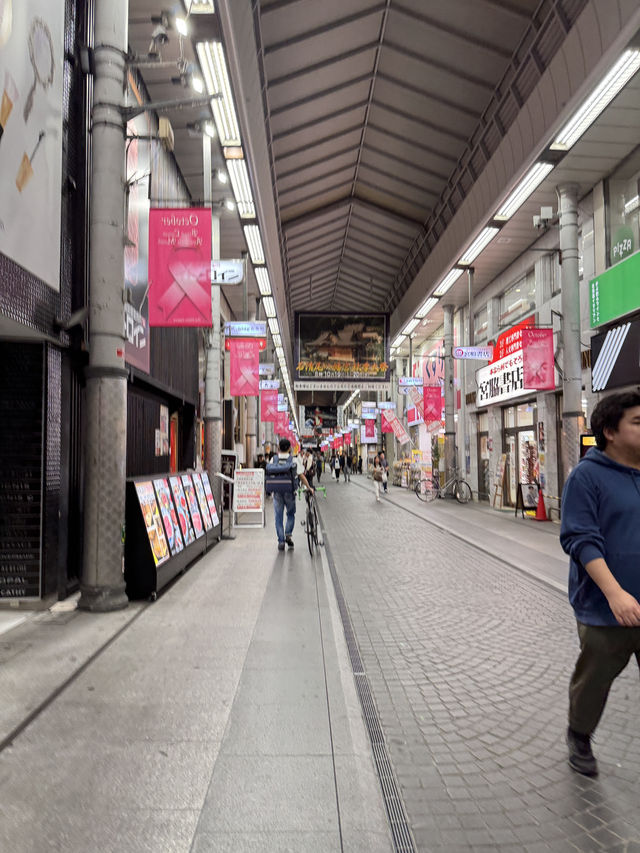 港女五日四夜暴走高松，一日玩三個景點 小丸子都去金多比羅神社，草間彌生南瓜，四國水族館