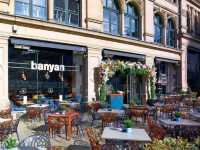 A beautiful place to eat whether indoor or outdoors, There many restaurants under the roof