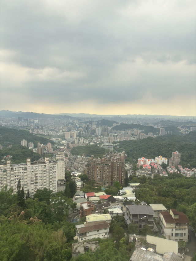 登高驅瘴氣，端午訪仙境——指南宮初夏遊記