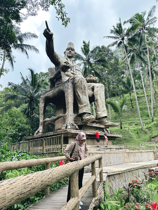 Alas Harum: Steps, Sips & Jungle Vibes