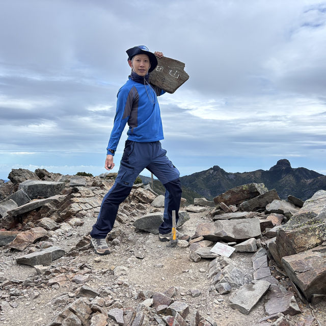 🏔️【獨攀武陵四秀｜三天兩夜自我挑戰紀錄】