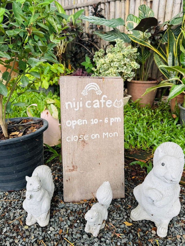 Niji Cafe 