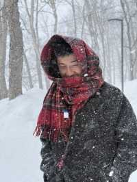  ❄️ 漫步在天狗山的雪徑上，耳邊是風聲與寂靜，眼前是白茫茫的世界。