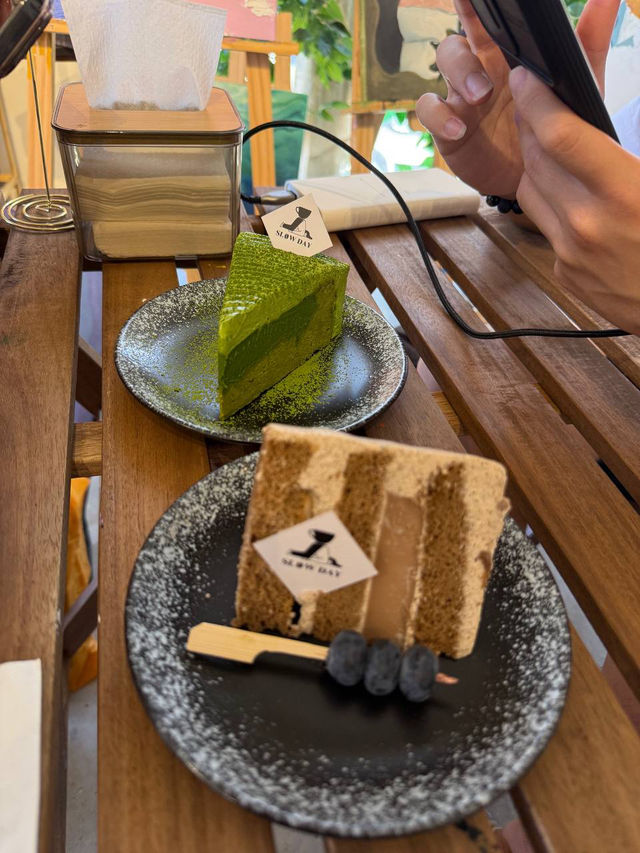 Slow day cafe