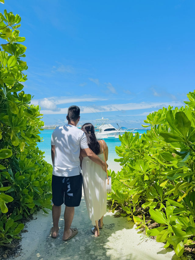 Experience Seasalts and tanlines with memories to keep forever.