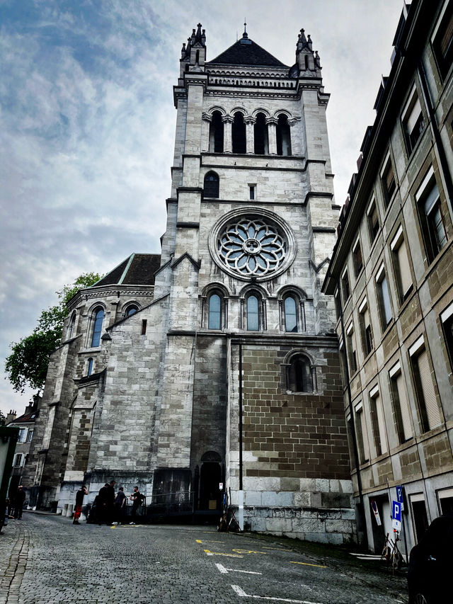 Spiritual Majesty with a View – A Must-Visit in Geneva’s Old Town