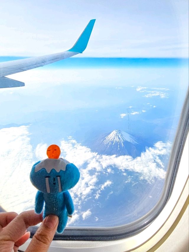 🛩搭飛機必收絕美視角！成田返港捕捉富士山🌄✈️