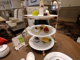 Takarazuka Hotel Lounge Renaissance Afternoon Tea Date