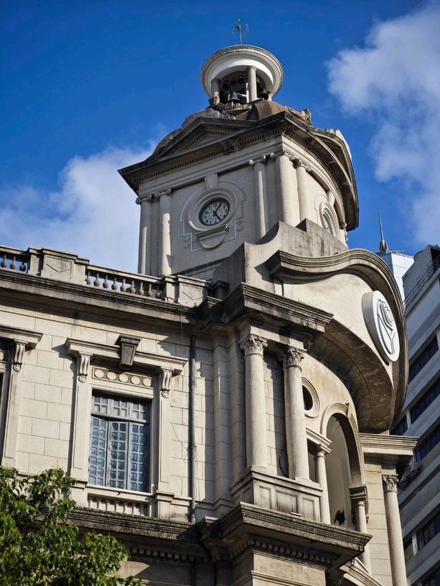 Macau Adventure: Historic Gems, Foodie Delights, and Glam!