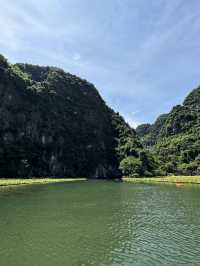 🌿 Glide Through Nature’s Masterpiece – Tam Cốc’s Hidden Wonders