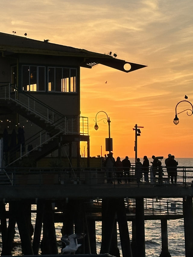 Sunset times in Santa Monica