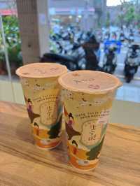 🍵【上宇林桃園】躲進住宅街裡的一杯茶香時光──冬瓜青珍珠的溫柔午後