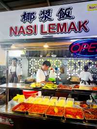 Sun, Spices & Surprises at Lee Huat Cafe – Penang’s Breakfast Treasure
