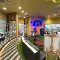     STARRY ART & COFFEE  