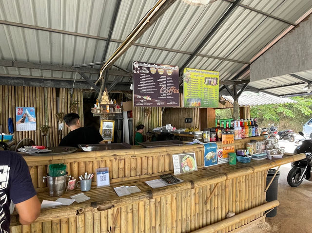 🌺 Nak-Kerd Seaview Café – A Hidden Gem Just Below the Big Buddha 