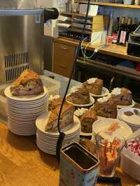 🍏✨ 암스테르담에서 꼭 가봐야 할 애플파이 맛집 – Winkel 43 ✨🍰