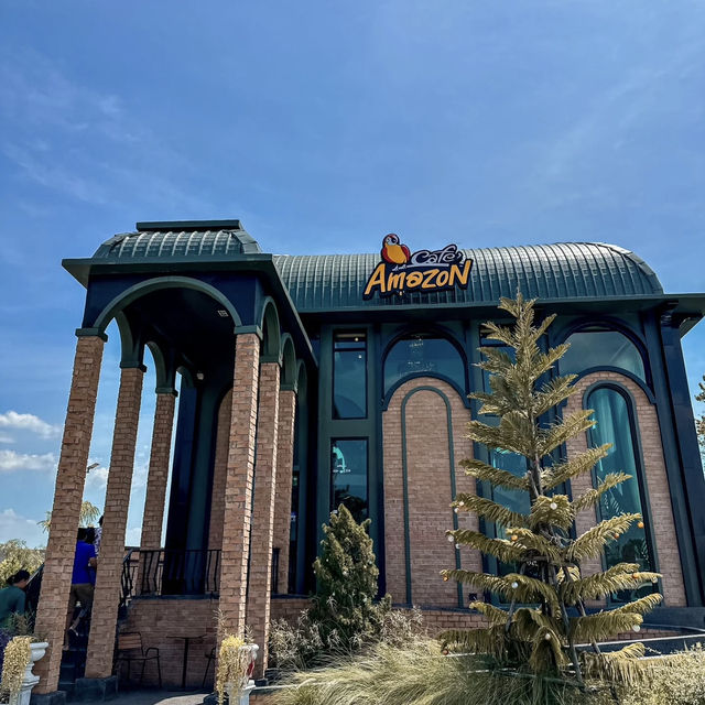 Modern Oasis by the Road – My Visit to Café Amazon Hat Yai (Stand-Alone Branch)