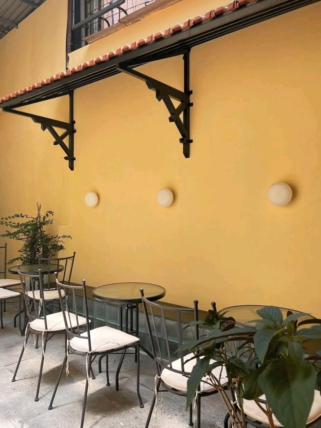 RAAW Coffee