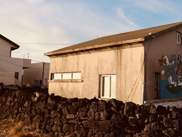 Jeju's Natural Frame for Picture-Perfect Memories