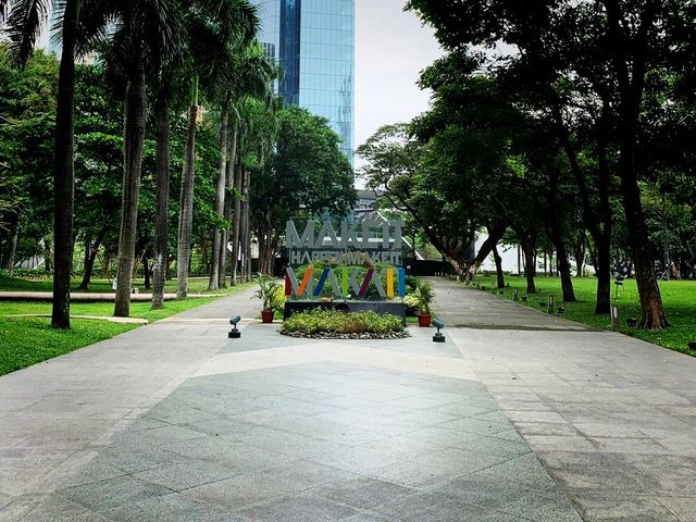 Stillness in Makati’s Ayala Triangle Gardens