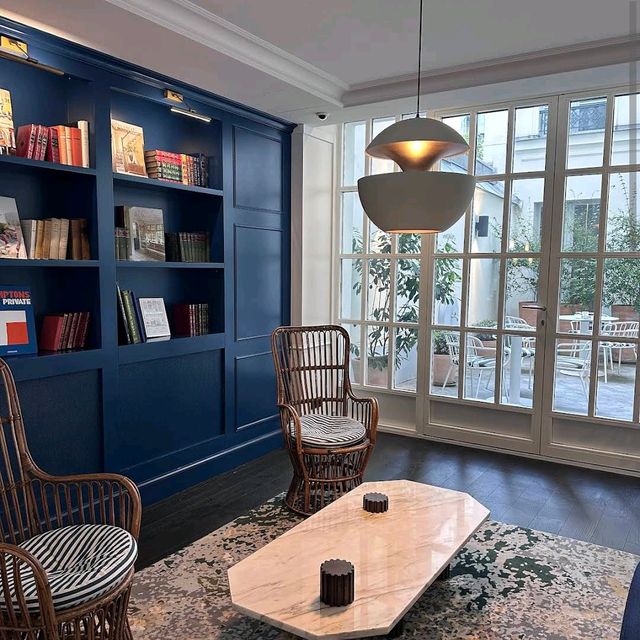 New Hotel Lafayette
