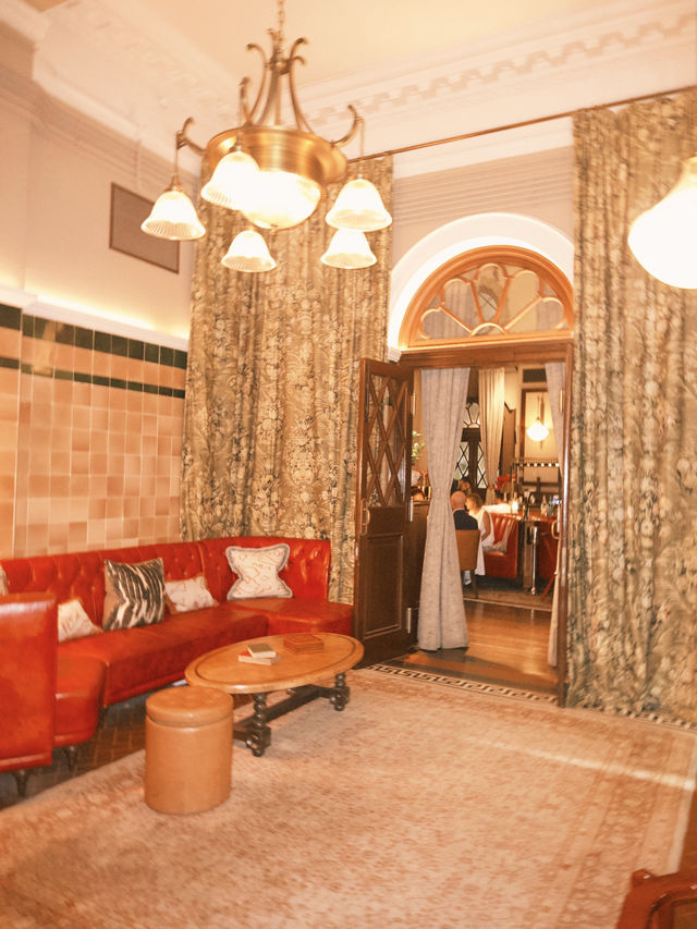 香港絕美古蹟餐廳！Magistracy Dining Room