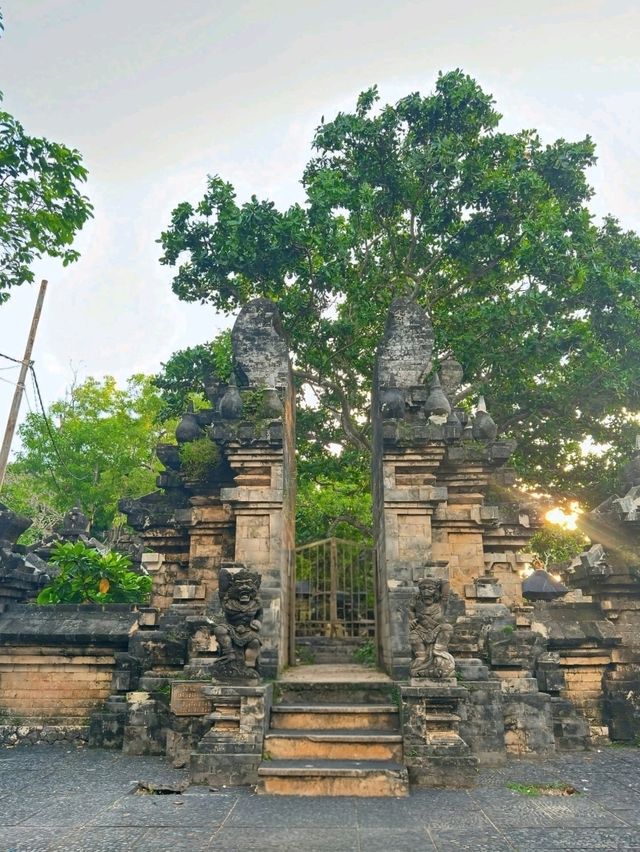 Uluwatu Temple: Bali’s Cliffside Treasure