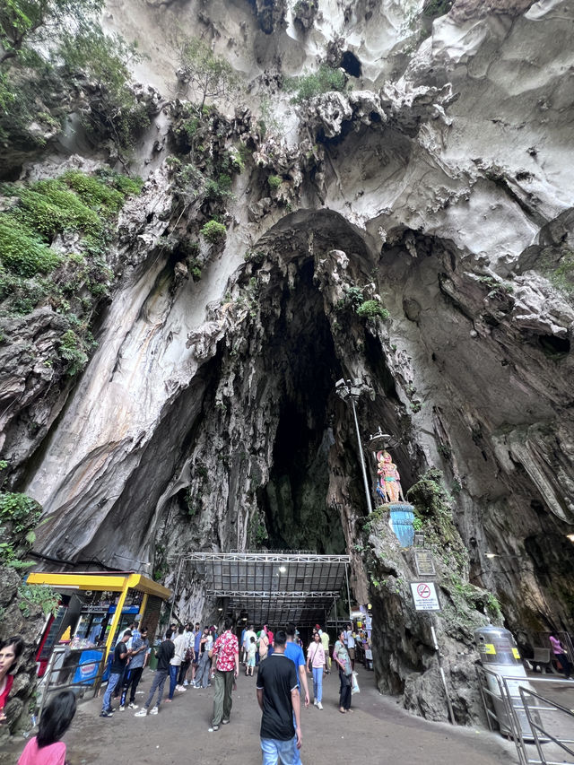 ［吉隆坡旅遊］黑風洞Batu Caves-印度教朝聖之地🪷馬來西亞必訪🐒