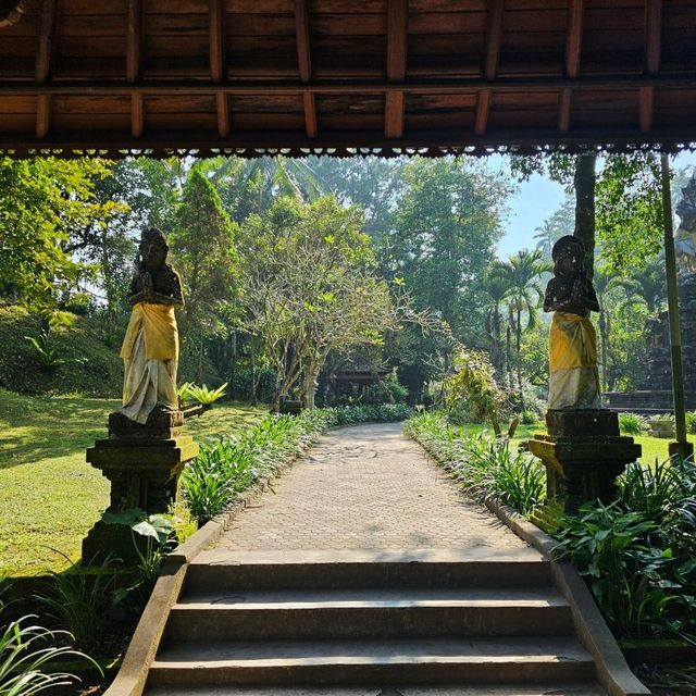 Pura Tirta Empul