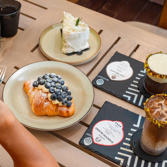 คาเฟ่ภูเก็ตบรรยากาศในป่า ขนมอร่อย กิจกรรมเพียบ