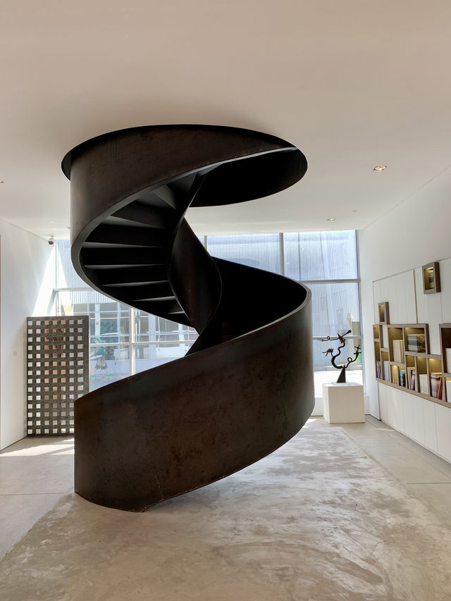 Dubai’s Hidden Art District You Can’t Miss: Alserkal Avenue
