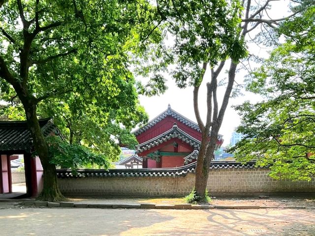 Gyeonggijeon Shrine: A Historic Treasure in Jeonju Gyeonggijeon Shrine: A Historic Treasure in Jeonju