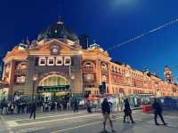 ✨ Flinders Street Station: Melbourne’s Golden Glow ✨
