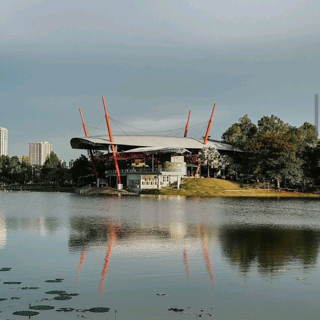 Cyberjaya Lake Gardens 