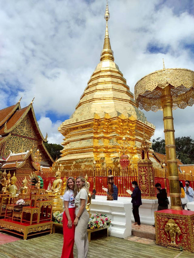 วัดพระธาตุดอยสุเทพ ⛰️✨ วัดพระธาตุดอยสุเทพ ⛰️✨