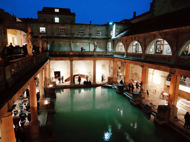 Bath เมืองที่ชวนหลงใหล